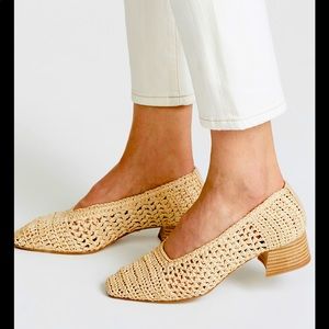 Miista Noa woven pumps- rattan chunky heels in oat color. Size 36.